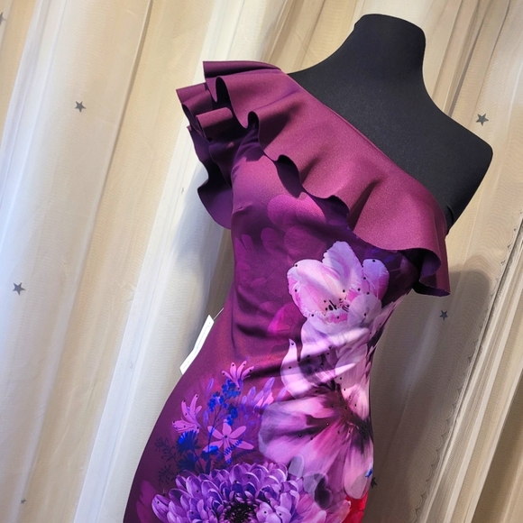 🍒NWT🍒 LIPSY LONDON ONE SHOULDER BODYCON - Picture 1 of 11